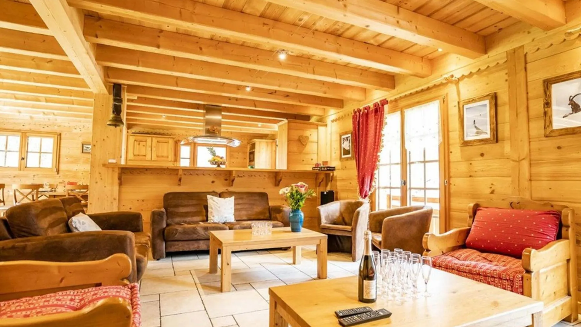 Chalet 4* Pour 15 Pers. Avec Jacuzzi, Balcon Et Poele A Bois, Proche Du Telecabine Du Linga Et Super-Chatel - Fr-1-676-26